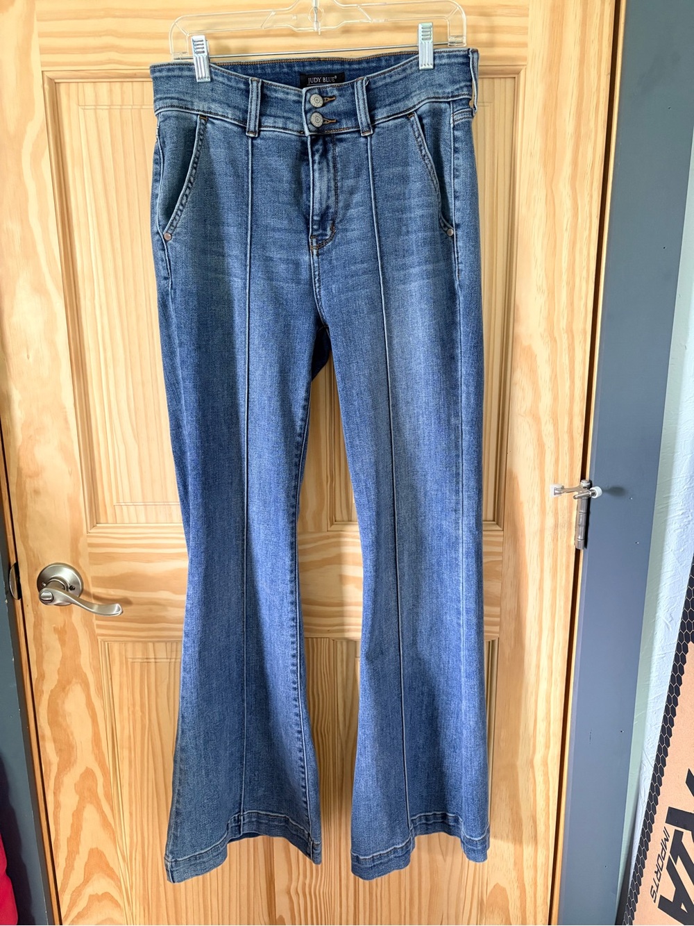 Judy Blue Medium Blue High-Rise Flare Jeans